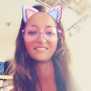 Meet your Posher, Hally